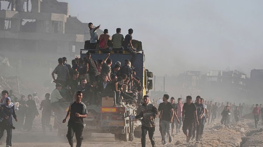 48 Palestinians Killed While Waiting for Food