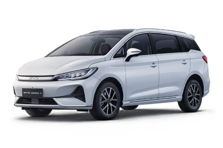 BYD eMAX 7